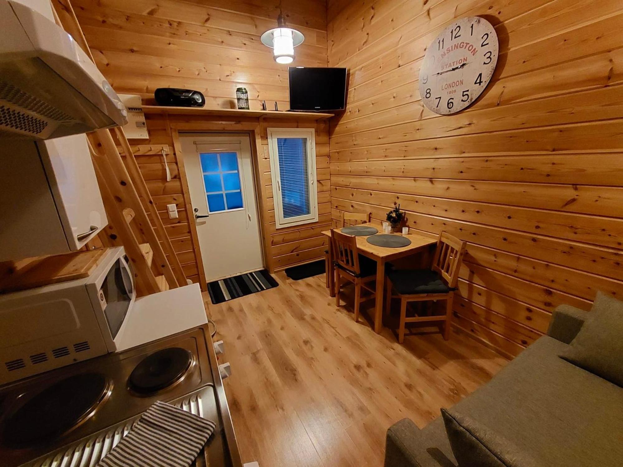 Lapland Forest Lodge โรวานิเอมิ ภายนอก รูปภาพ